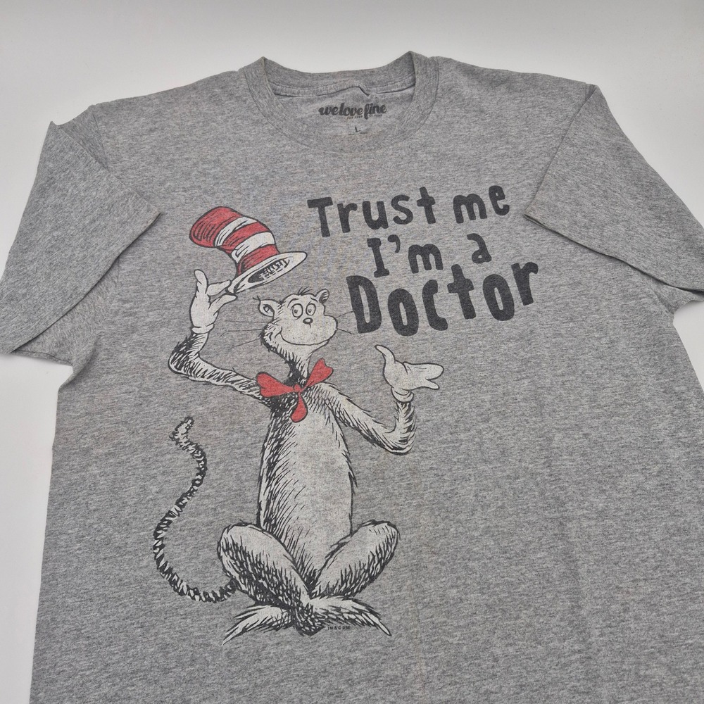WeLoveFine Dr Seuss Cat in the Hat Trust Me I'm A Doctor Graphic Tee Gray Large